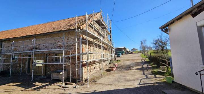 Restauration de façade en pierre Vichy