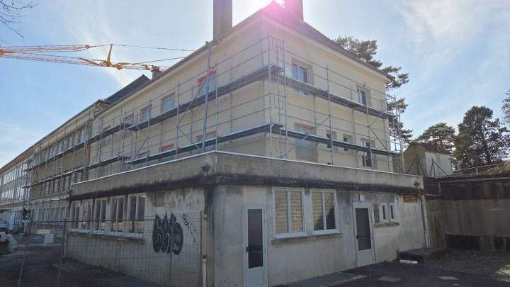 Restauration de façade en pierre Vichy