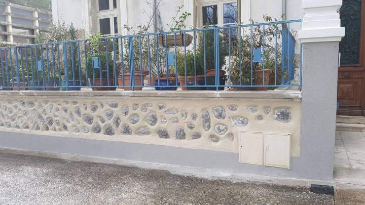 Restauration de façade en pierre Vichy